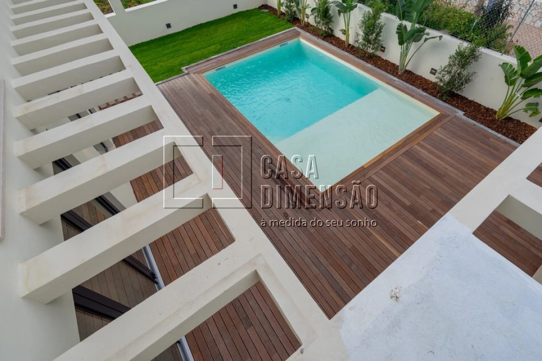 Moradia T4 para Venda em Charneca de Caparica e Sobreda Foto 55