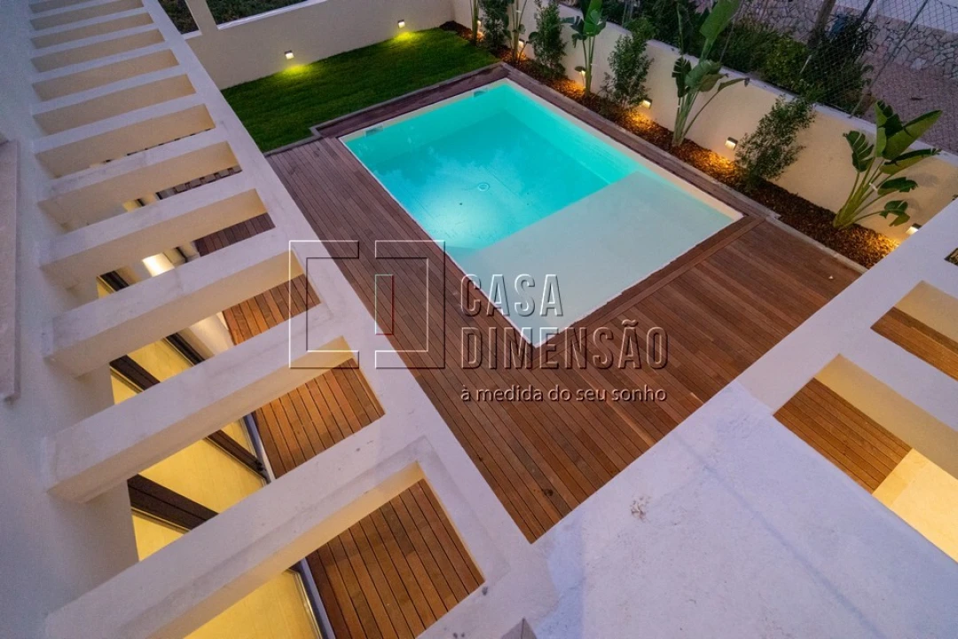 Moradia T4 para Venda em Charneca de Caparica e Sobreda Foto 56