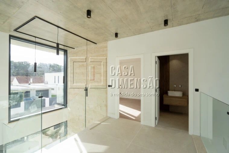 Moradia T4 para Venda em Charneca de Caparica e Sobreda Foto 22
