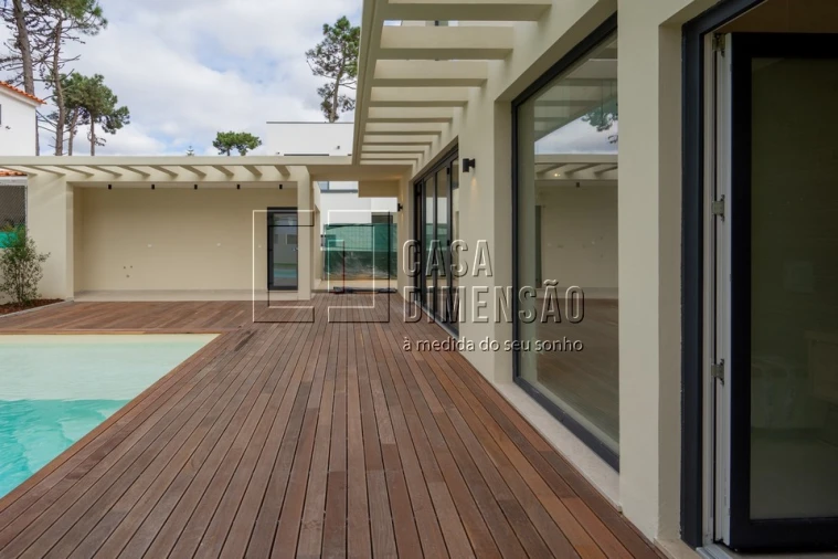 Moradia T4 para Venda em Charneca de Caparica e Sobreda Foto 71