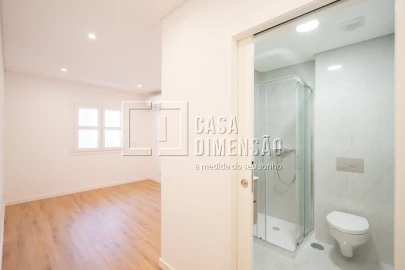 Apartamento T2 para Venda em Carnaxide e Queijas