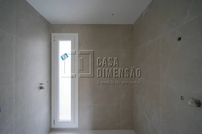 Moradia T3 para Venda em Corroios