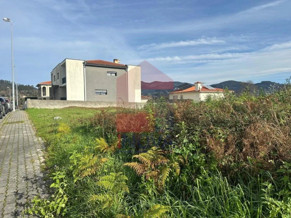 Terreno para Venda em Prado (São Miguel) Foto 1