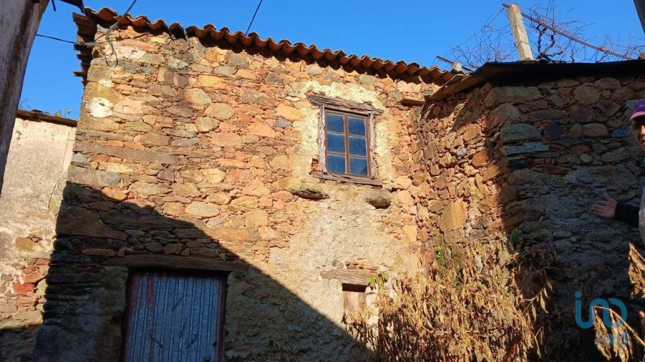 Prédio para Venda em Alvares Foto 5