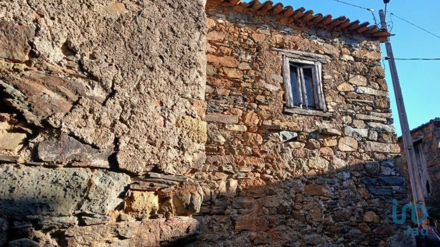 Prédio para Venda em Alvares Foto 2