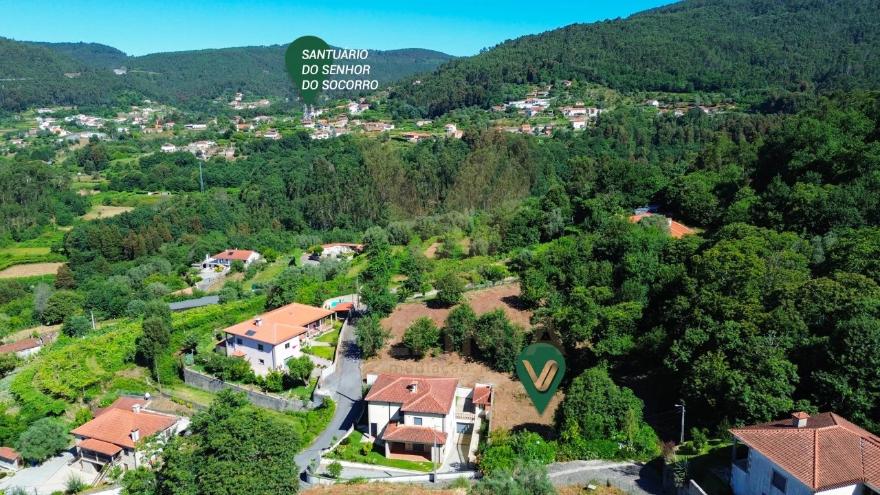 Terreno para Venda em Bárrio e Cepões Foto 6