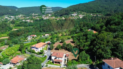 Terreno para Venda em Bárrio e Cepões