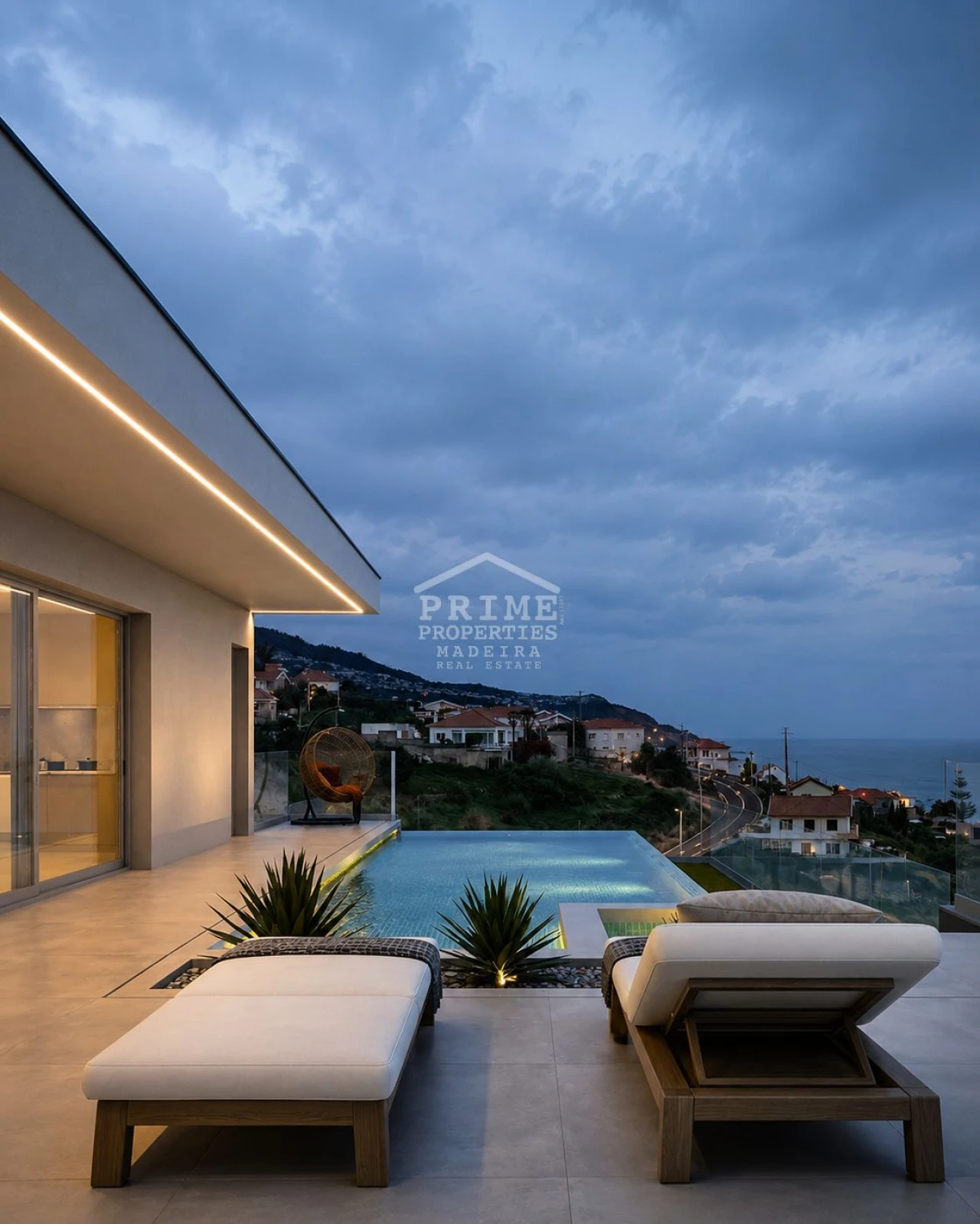 Moradia T3 para Venda em Estreito da Calheta Foto 16