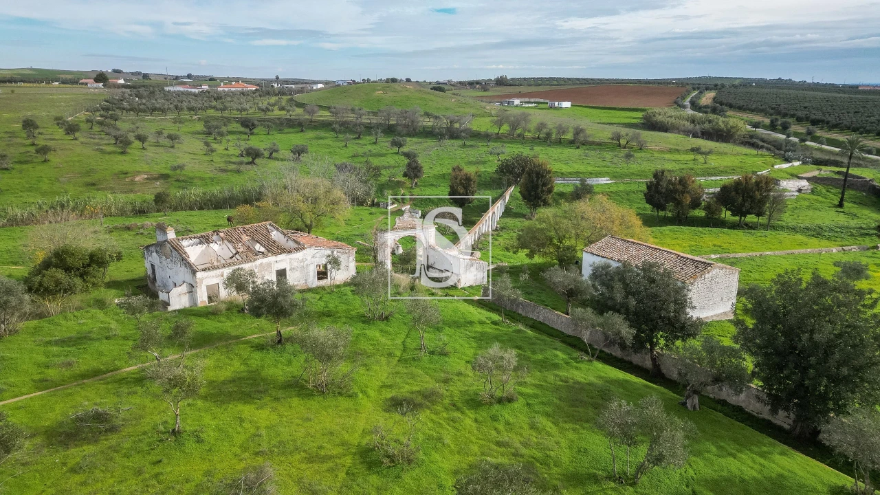 Quinta T5 para Venda em Nossa Senhora da Expectação Foto 10