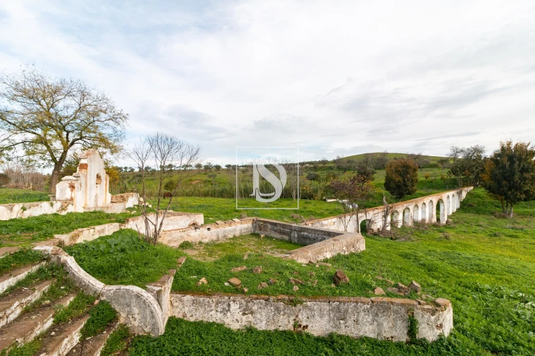 Quinta T5 para Venda em Nossa Senhora da Expectação Foto 11