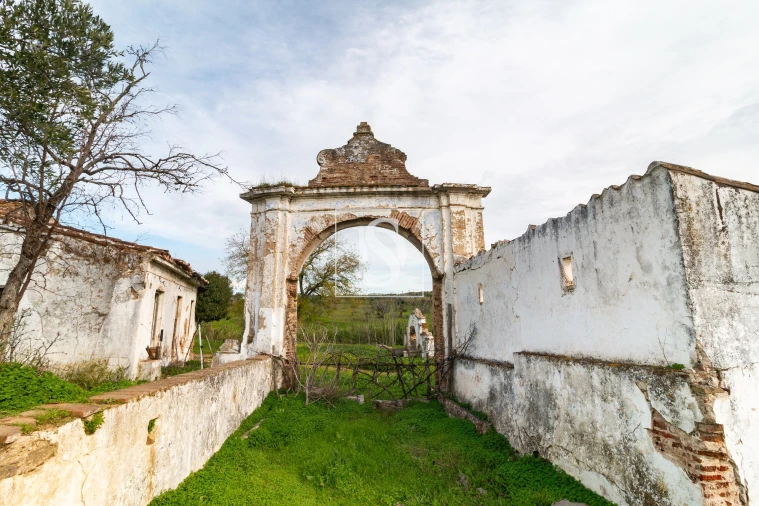 Quinta T5 para Venda em Nossa Senhora da Expectação Foto 5