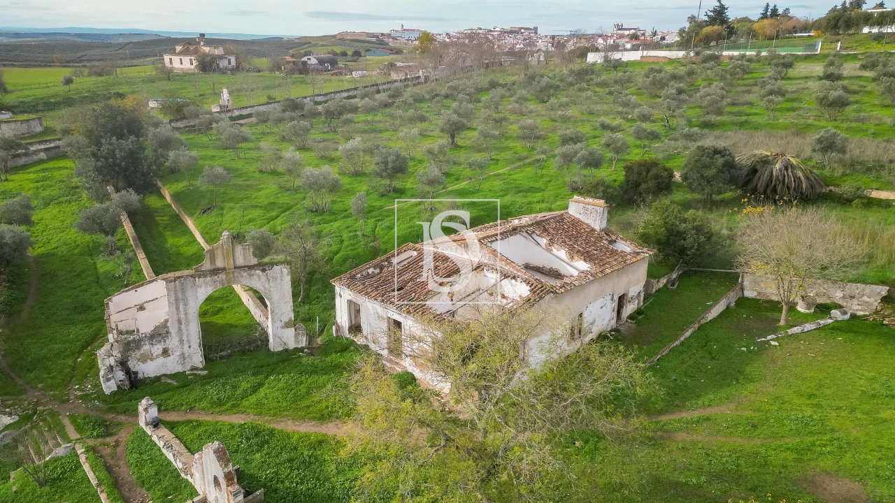 Quinta T5 para Venda em Nossa Senhora da Expectação Foto 16