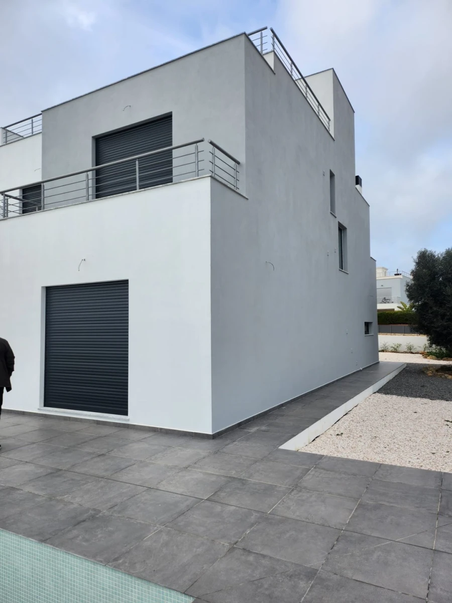Moradia T3 para Venda em Armação de Pera Foto 6