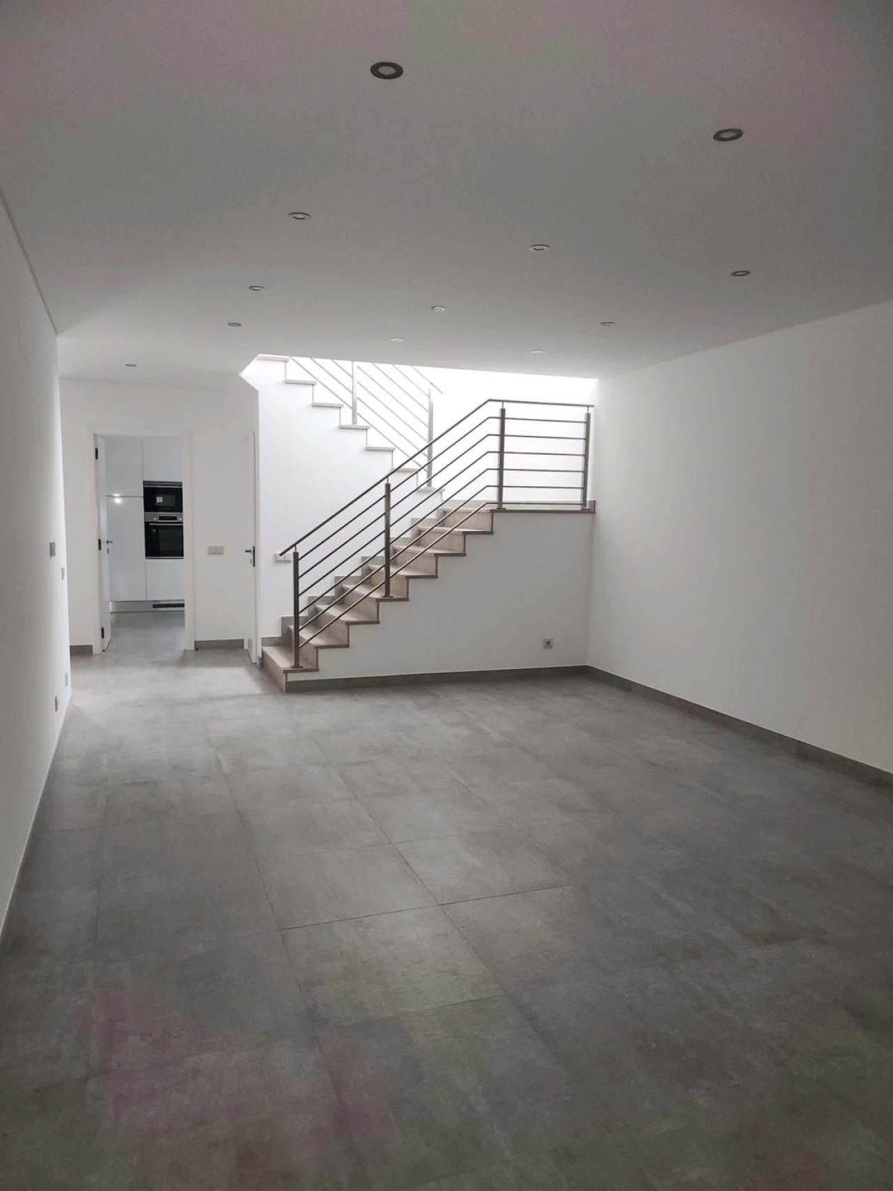 Moradia T3 para Venda em Armação de Pera Foto 23