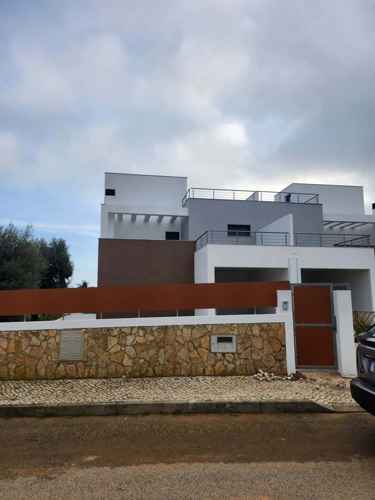 Moradia T3 para Venda em Armação de Pera Foto 1