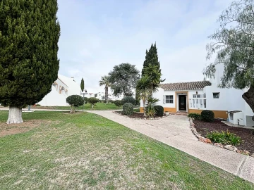 Moradia T2 para Venda em Lagoa e Carvoeiro