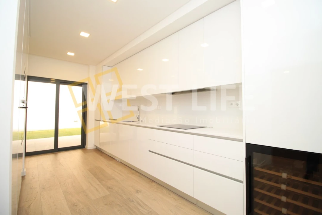 Apartamento T3 para Venda em Loures Foto 10