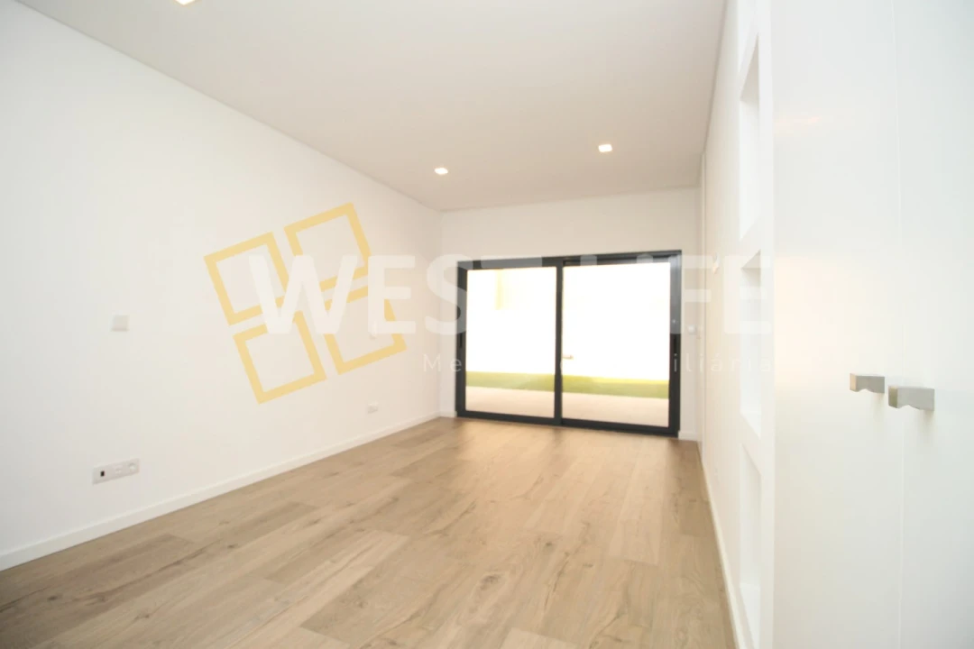 Apartamento T3 para Venda em Loures Foto 17