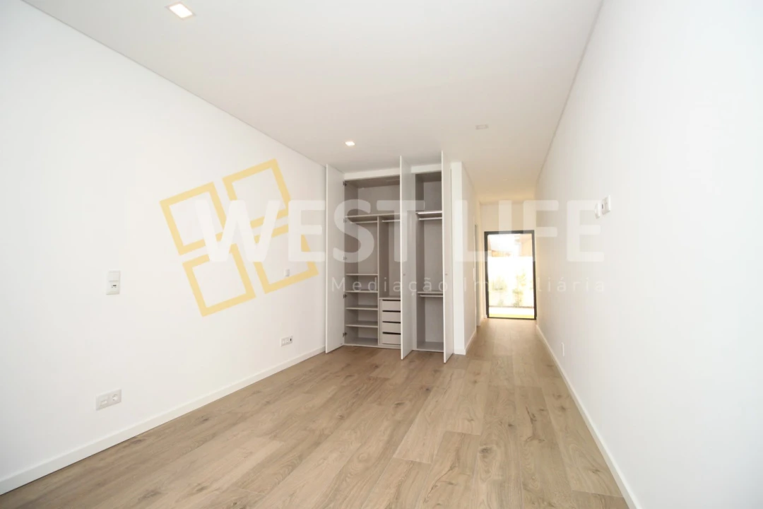 Apartamento T3 para Venda em Loures Foto 24