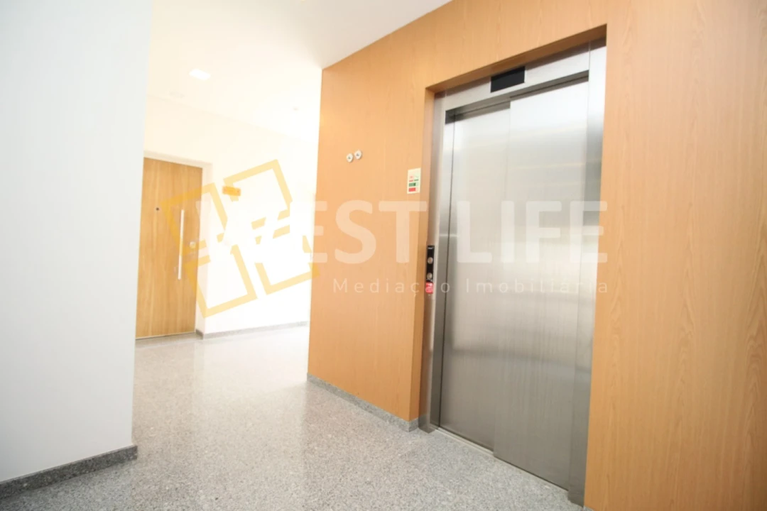 Apartamento T3 para Venda em Loures Foto 30