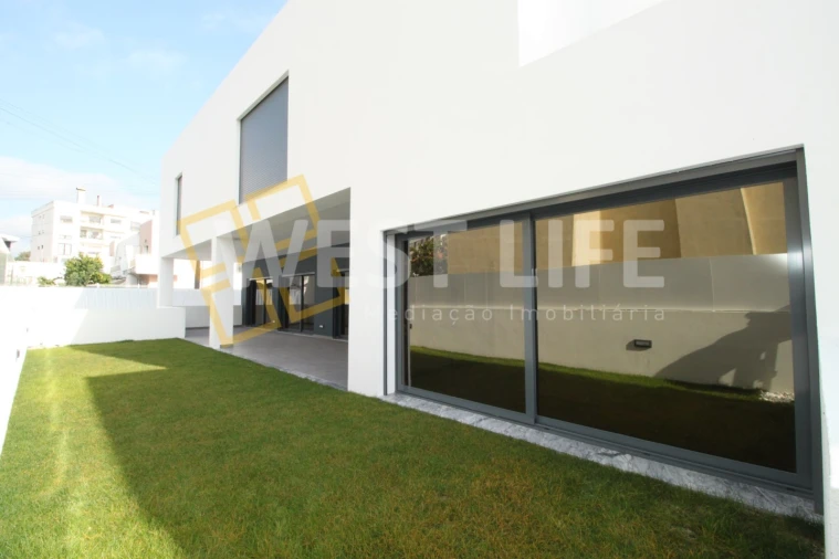 Apartamento T3 para Venda em Loures Foto 3