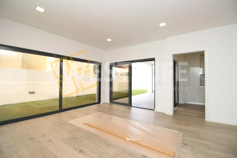 Apartamento T3 para Venda em Loures Foto 6