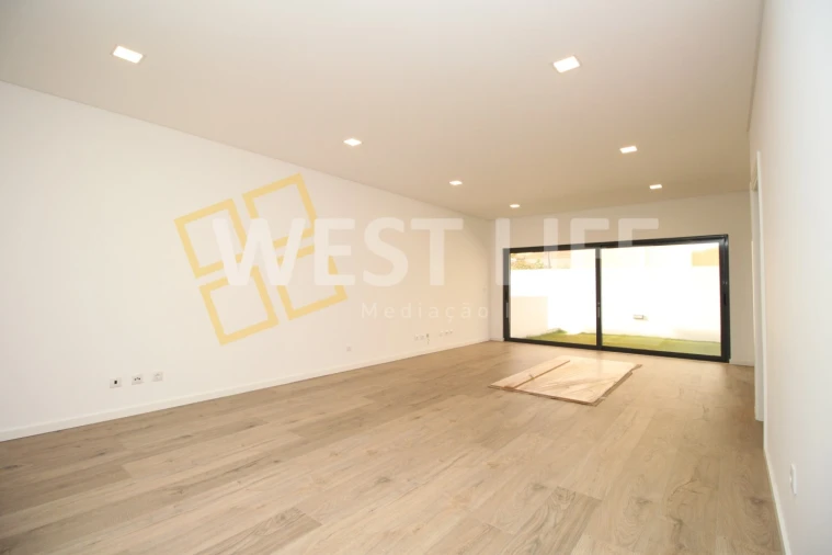 Apartamento T3 para Venda em Loures Foto 8