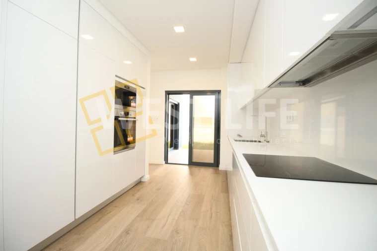 Apartamento T3 para Venda em Loures Foto 14