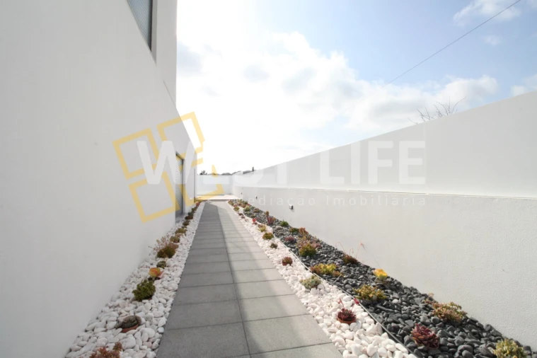 Apartamento T3 para Venda em Loures Foto 32