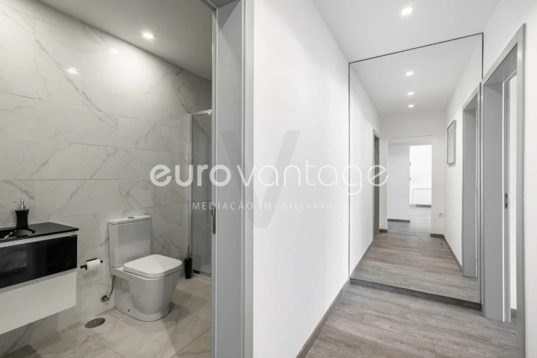 Moradia T5 para Venda em Marinha Grande Foto 20