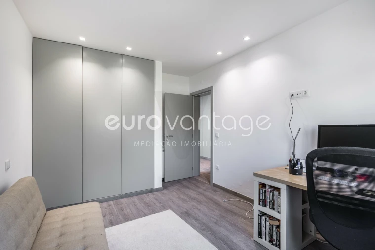 Moradia T5 para Venda em Marinha Grande Foto 17