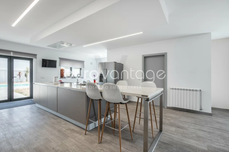 Moradia T5 para Venda em Marinha Grande Foto 9