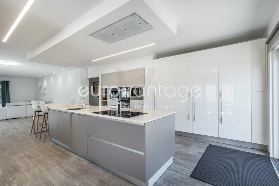 Moradia T5 para Venda em Marinha Grande Foto 14