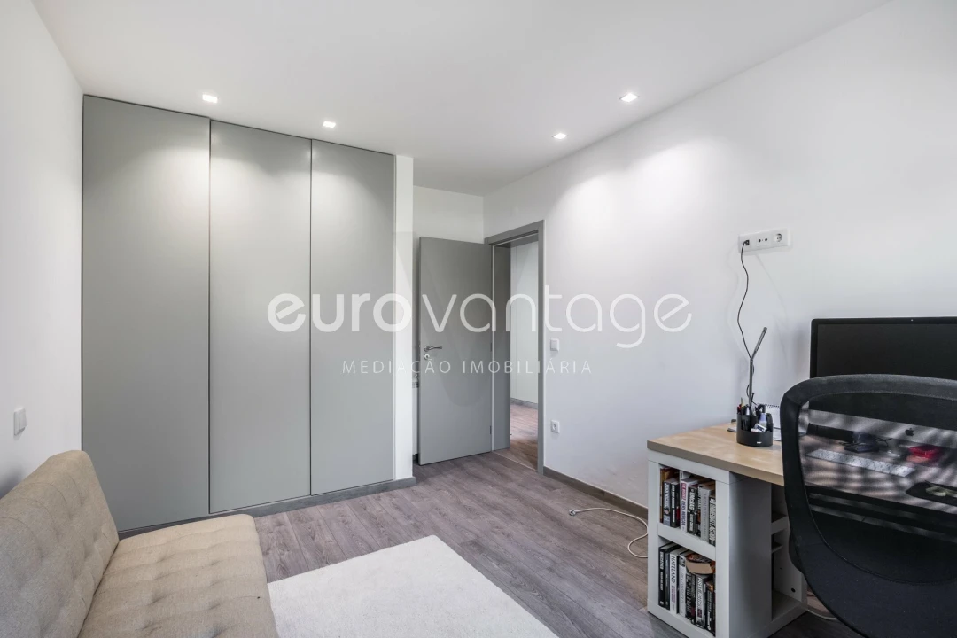 Moradia T5 para Venda em Marinha Grande Foto 17