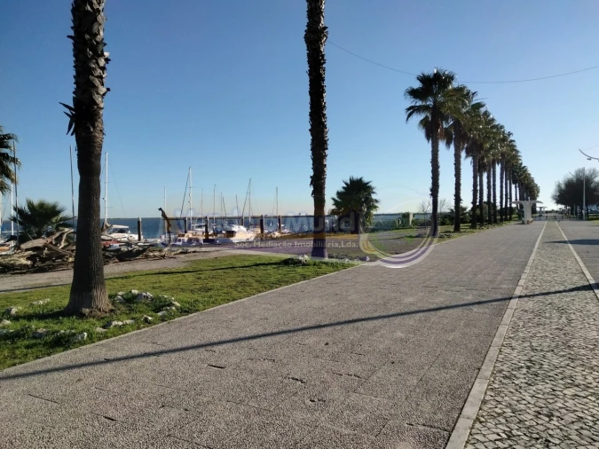 Moradia T2 para Venda em Alhandra, São João dos Montes e Calhandriz Foto 7