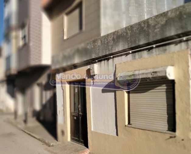 Moradia T2 para Venda em Alhandra, São João dos Montes e Calhandriz Foto 3