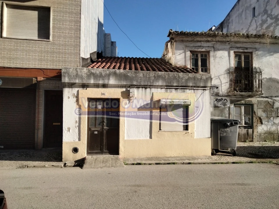 Moradia T2 para Venda em Alhandra, São João dos Montes e Calhandriz Foto 1