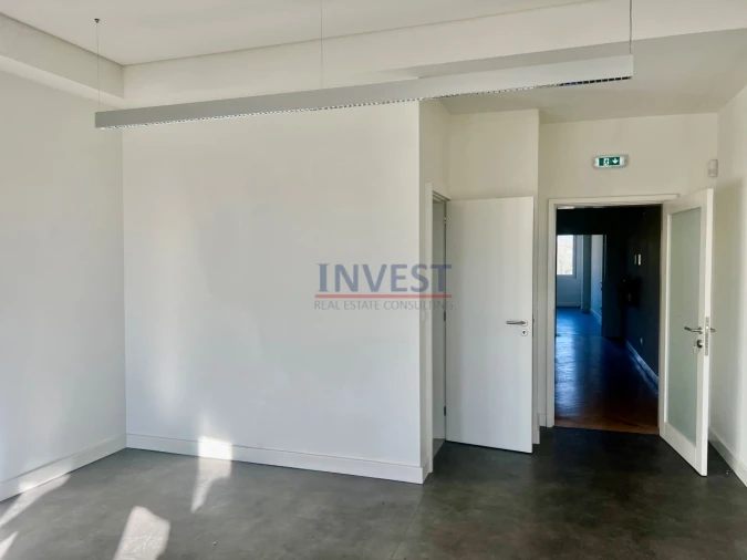 Escritório para Arrendamento em Cedofeita, Santo Ildefonso, Sé, Miragaia, São Nicolau e Vitória Foto 18