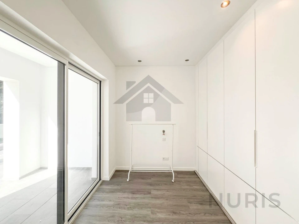Moradia T4 para Venda em Portimão Foto 23