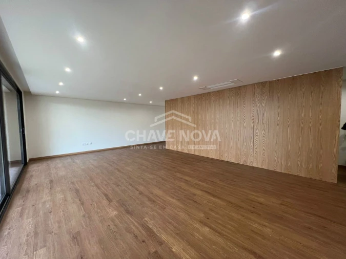 Moradia T2 para Venda em Aguçadoura e Navais Foto 4