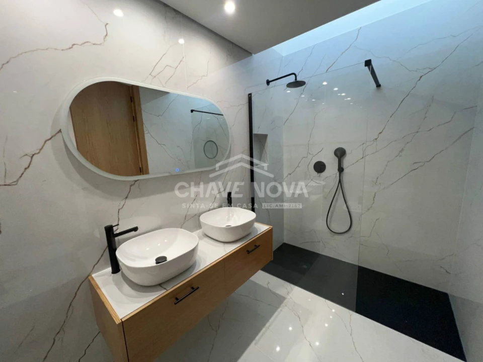 Moradia T3 para Venda em Aguçadoura e Navais Foto 11