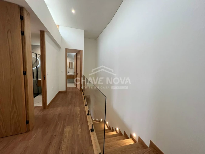 Moradia T3 para Venda em Aguçadoura e Navais Foto 10