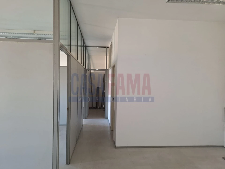 Loja para Venda em Barroselas e Carvoeiro Foto 4