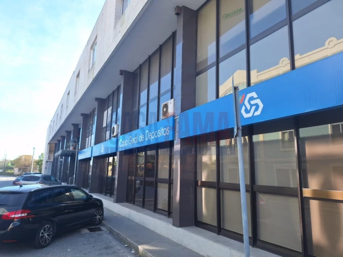 Loja para Venda em Barroselas e Carvoeiro Foto 14