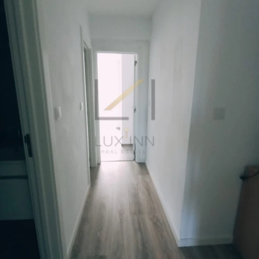 Apartamento T3 para Venda em Carnide Foto 2