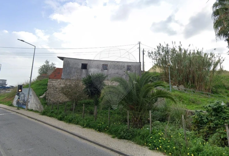 Terreno para Venda em Alverca do Ribatejo e Sobralinho