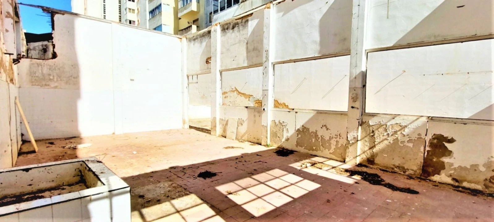 Armazém para Venda em Portimão Foto 10