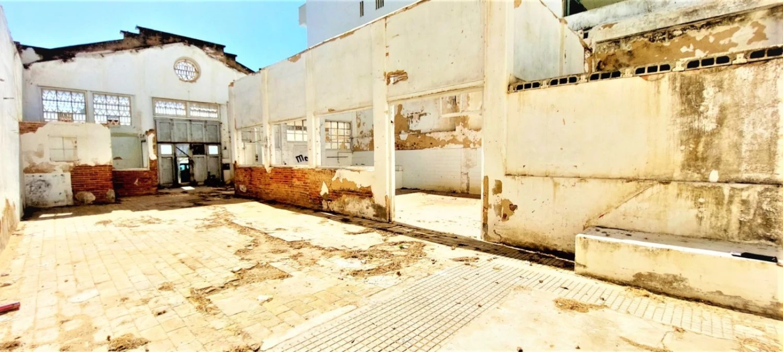 Armazém para Venda em Portimão Foto 8