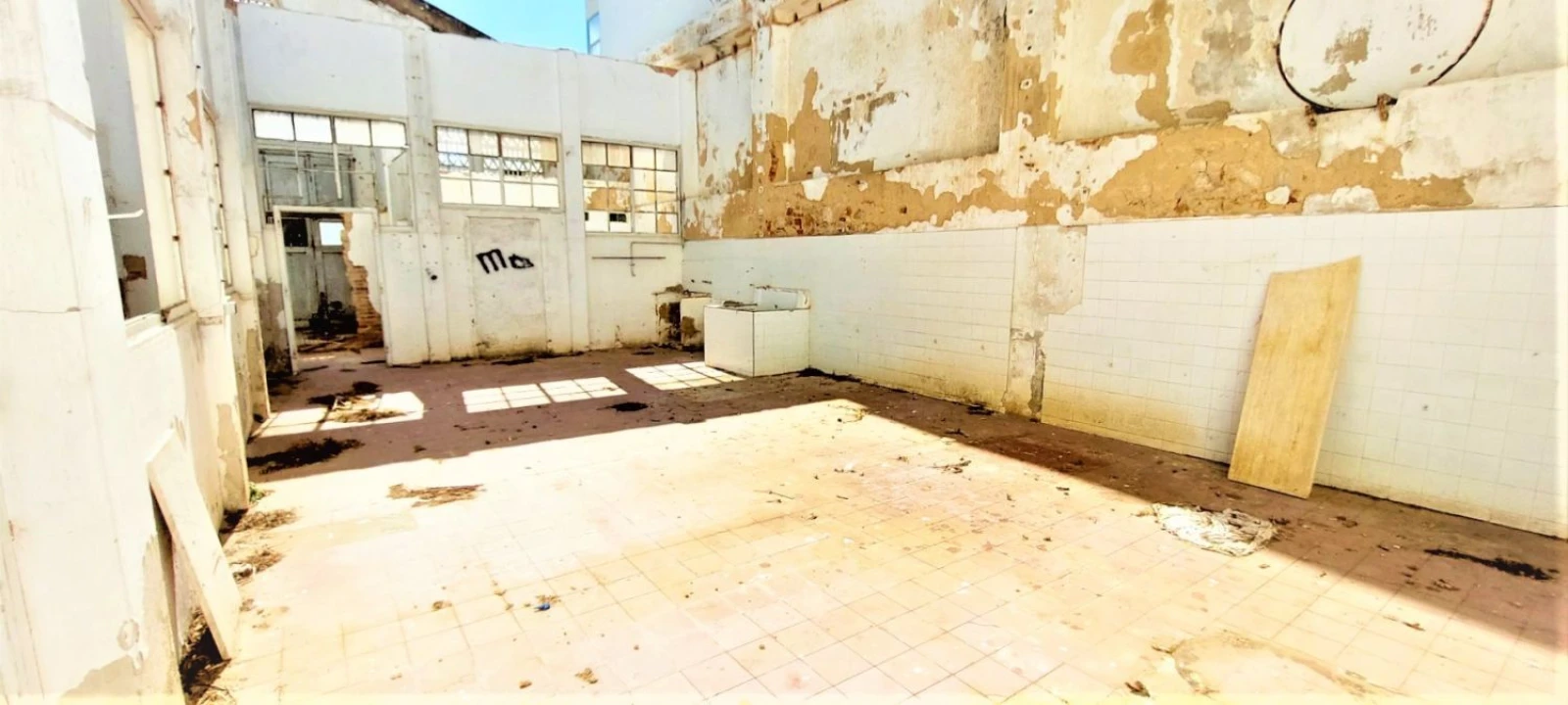 Armazém para Venda em Portimão Foto 9