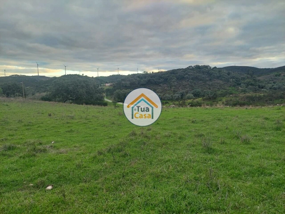 Moradia T4 para Venda em Cachopo Foto 15